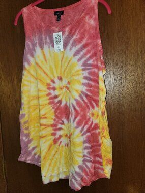 Torrid Tie Dye Sleeveless Tee Shirt Size 2 Tank Top 2x 18 20 Red Yellow Purple